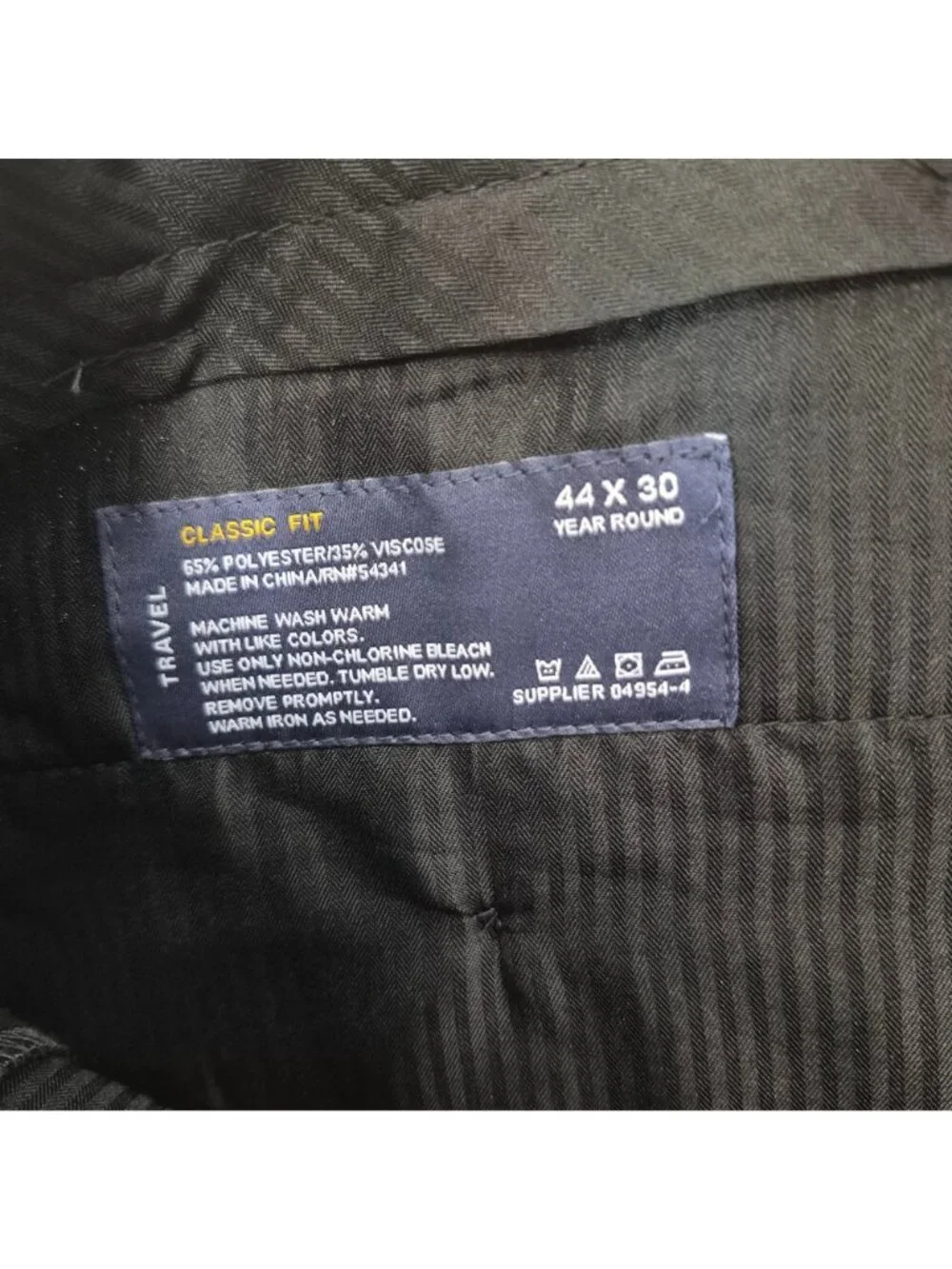 Stafford Men's Classic Fit Gray Dress Pants Flat-Front Travel Year-Round NWT